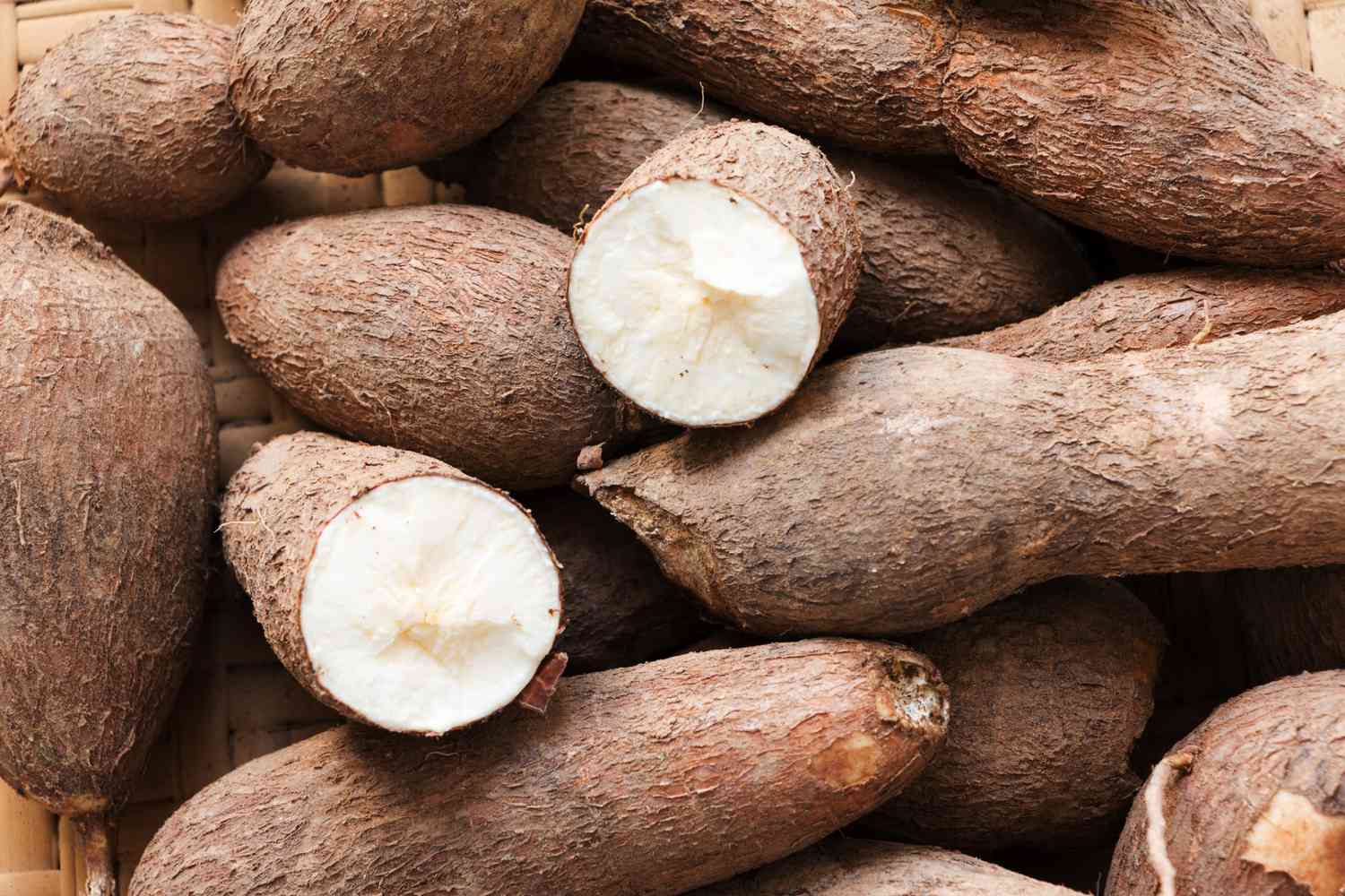 Fresh Bitter Cassava Tubers